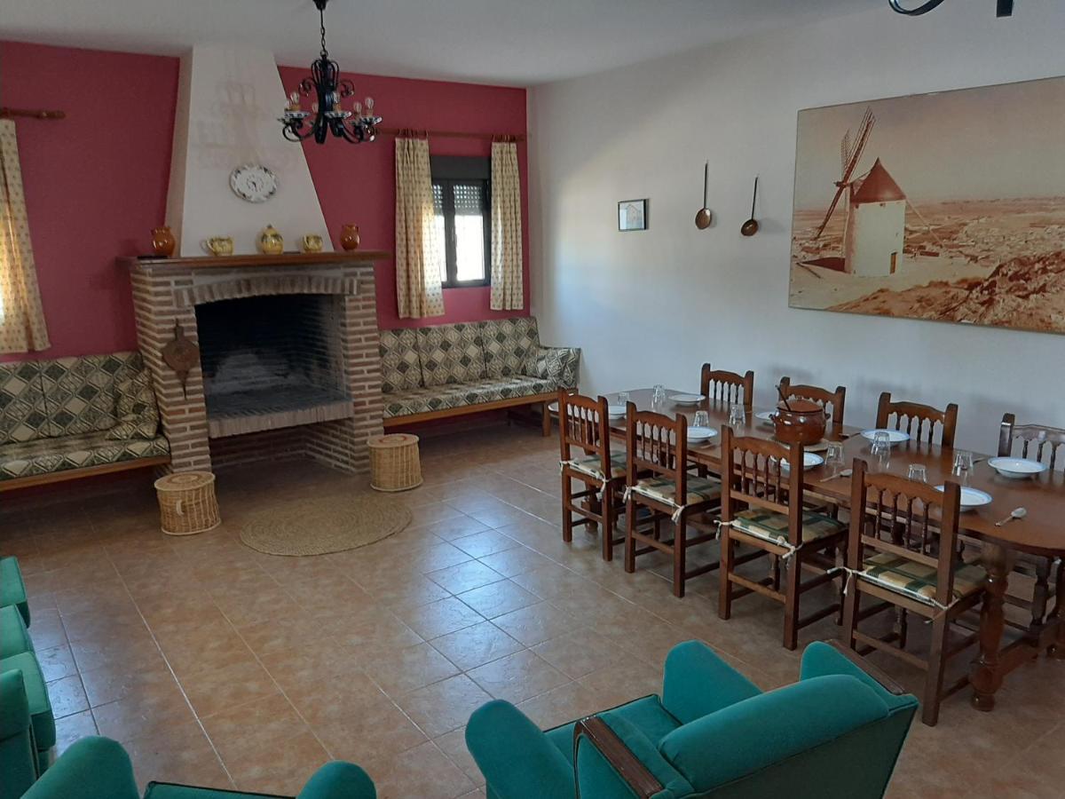 Casa Rural La Cerca Madridejos Exteriör bild
